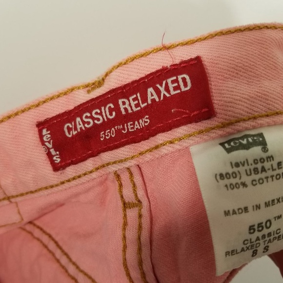 Levi's Classic Distressed Relaxed 550 Jean Shorts - Picture 6 of 6